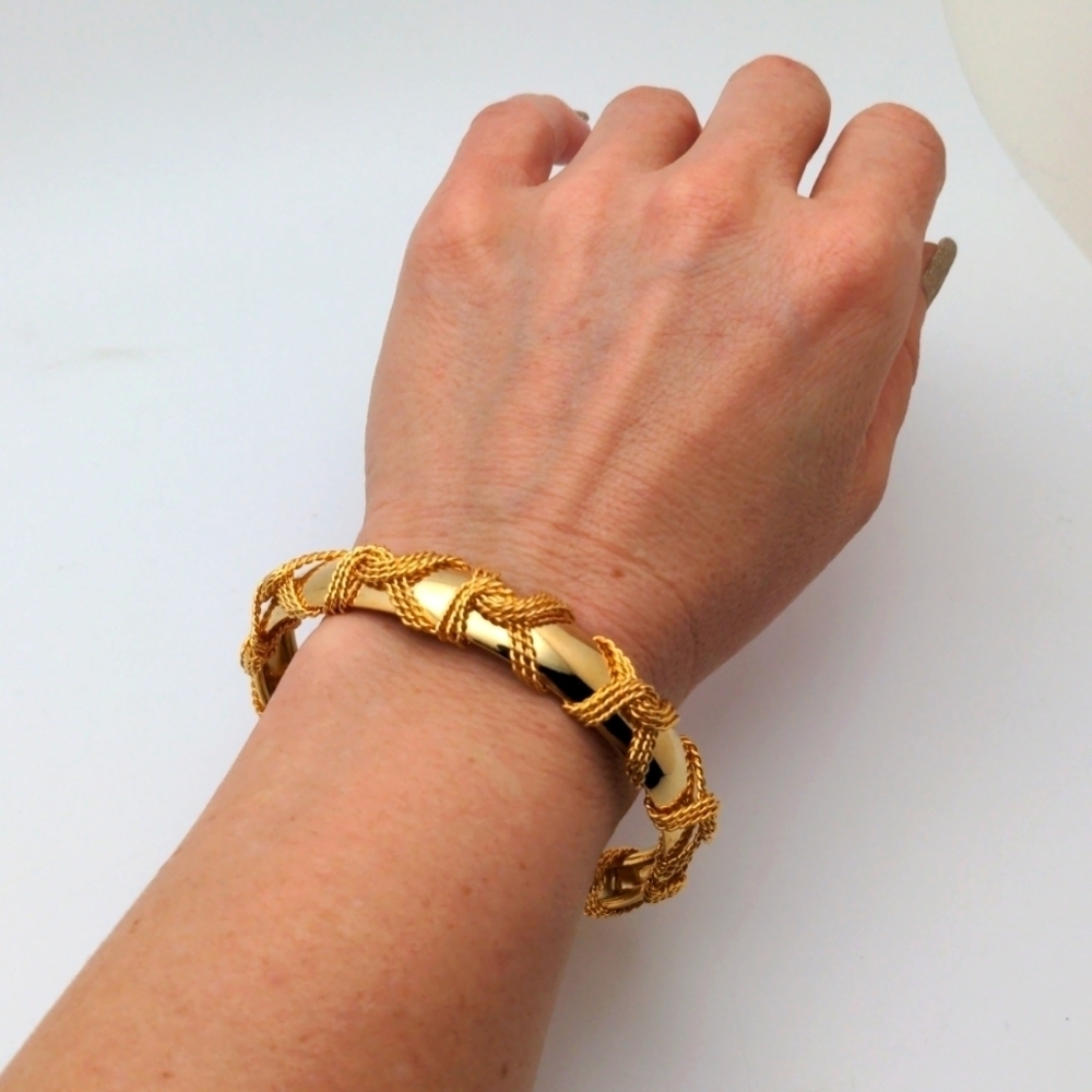 Vintage Gold Rope Knot Bangle Jewelry